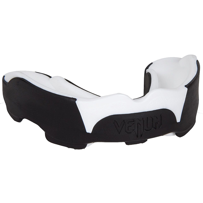 Капа Venum Predator (Black/White)